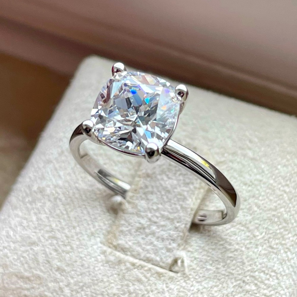 3 Ct cushion cut diamond ring